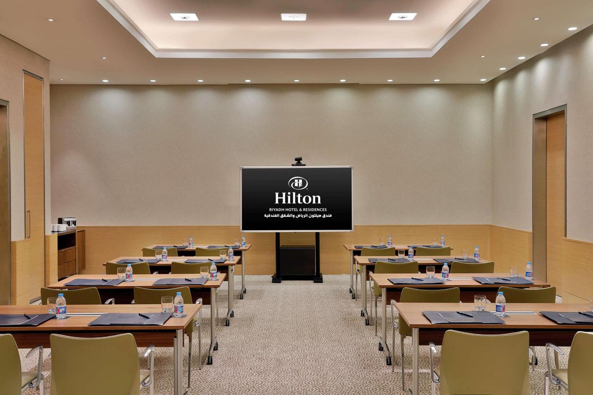 Hilton & Residences Hotel 5*