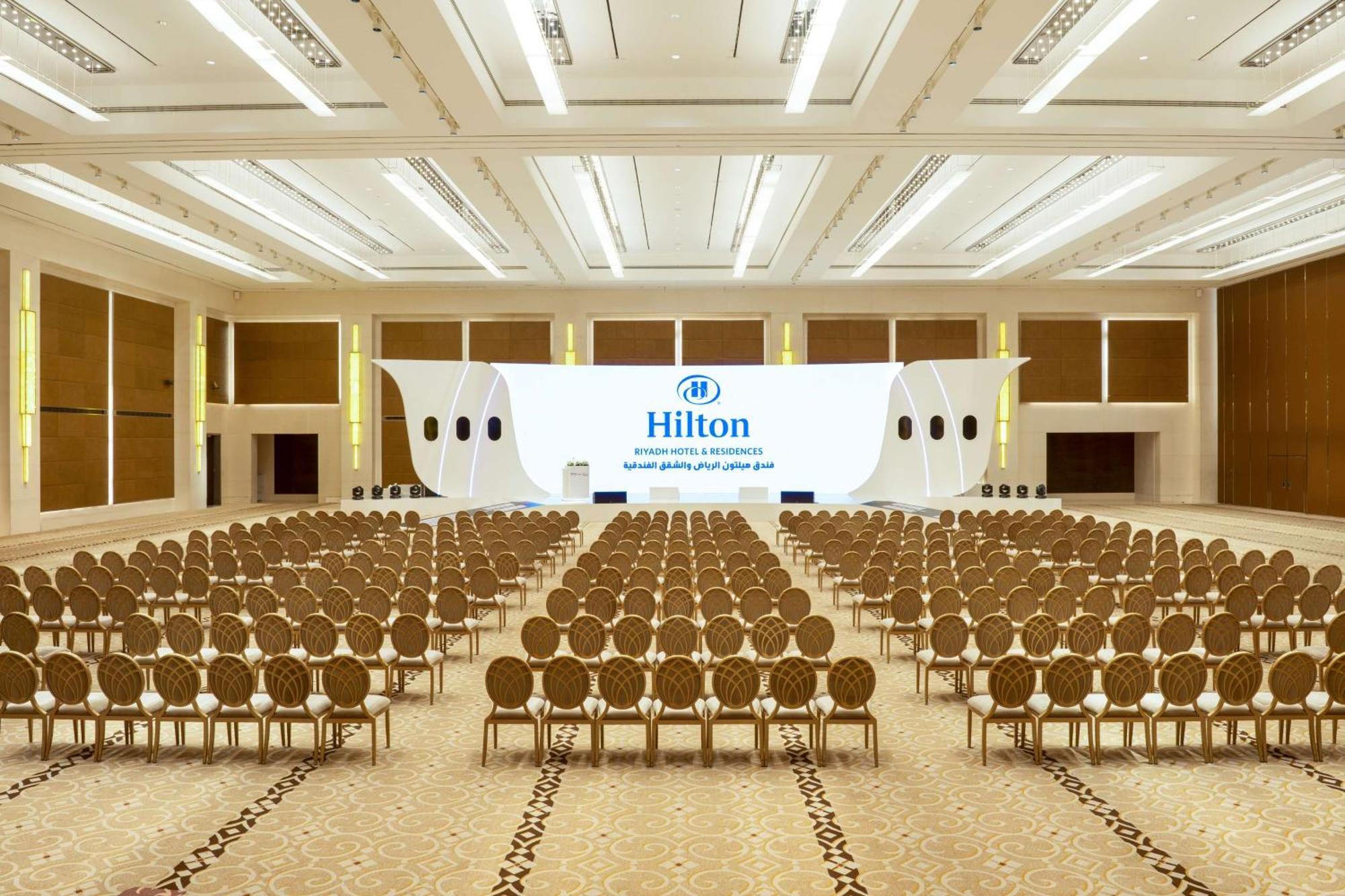 Hilton & Residences 5*